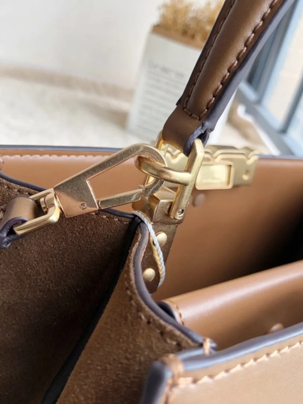 Tory Burch Eleanor Brown Leather Shoulder Bag